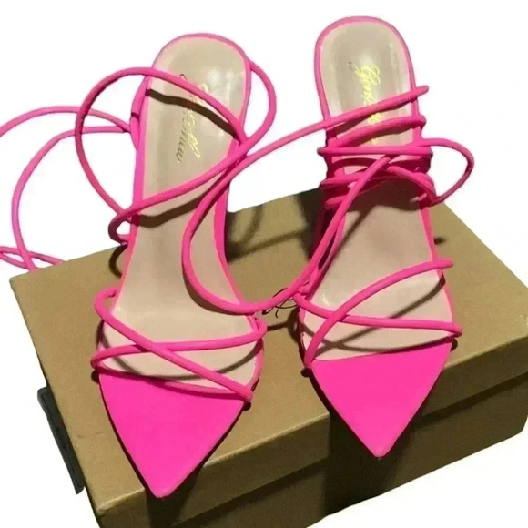 Hot Pink Long Ankle Strap HighHeel, Great Condition Size 7, 4 inch heel - Picture 3 of 6